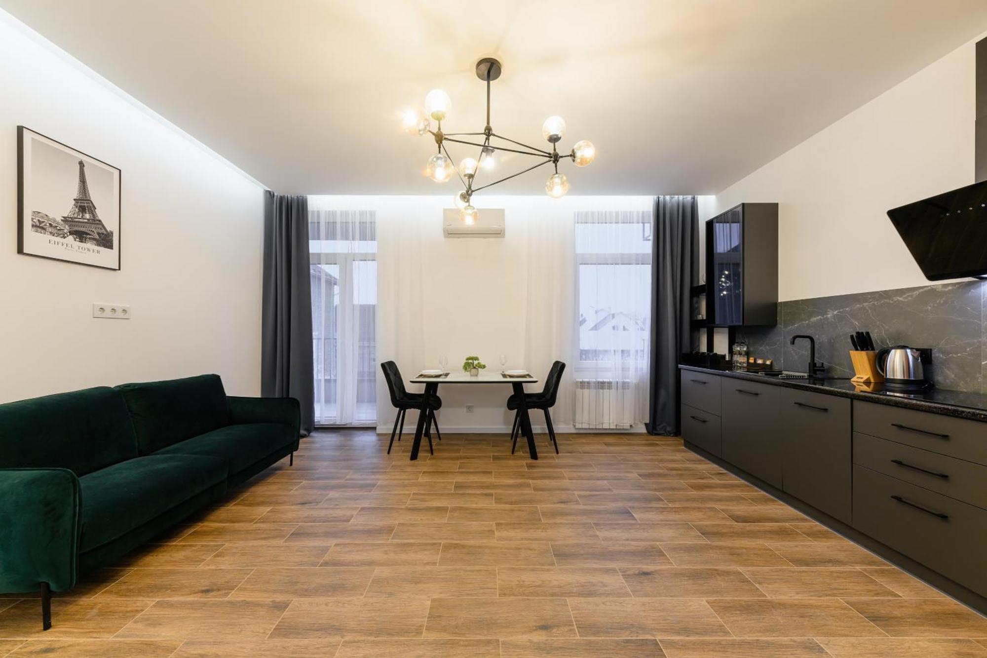 Luxury Apartments Laborca Uzhhorod Exterior photo
